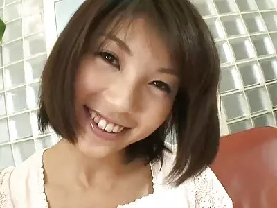 ਵੱਡੇ tits ਦੇ ਨਾਲ ਇੱਕ ਸੁੰਦਰ MILF fucked