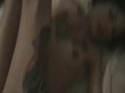 ਉਸ ਦੇ ਤਿਲਕਣ cunt ਲਈ ਵੱਡਾ ਖਿਡੌਣਾ