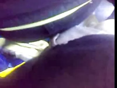 ਗਰਮ brunette blowjob ਕਰਦਾ ਹੈ ਅਤੇ ਉਸ ਦੇ ਚਿਹਰੇ 'ਤੇ ਕਮ ਪ੍ਰਾਪਤ ਕਰਦਾ ਹੈ